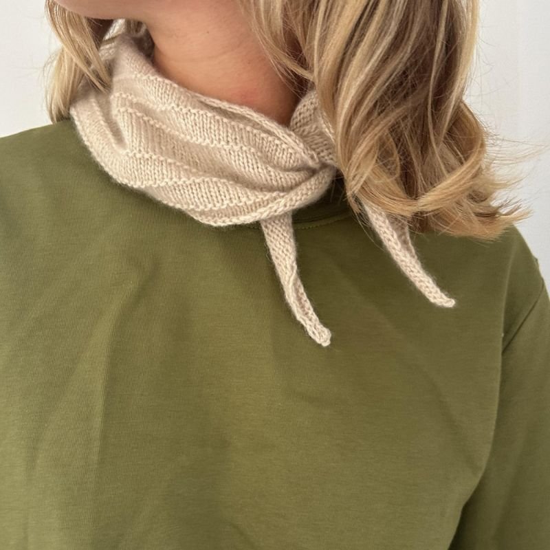 Strikkekit Scala Scarf fra Le Knit i Cashmere Premium fra LANG Yarns
