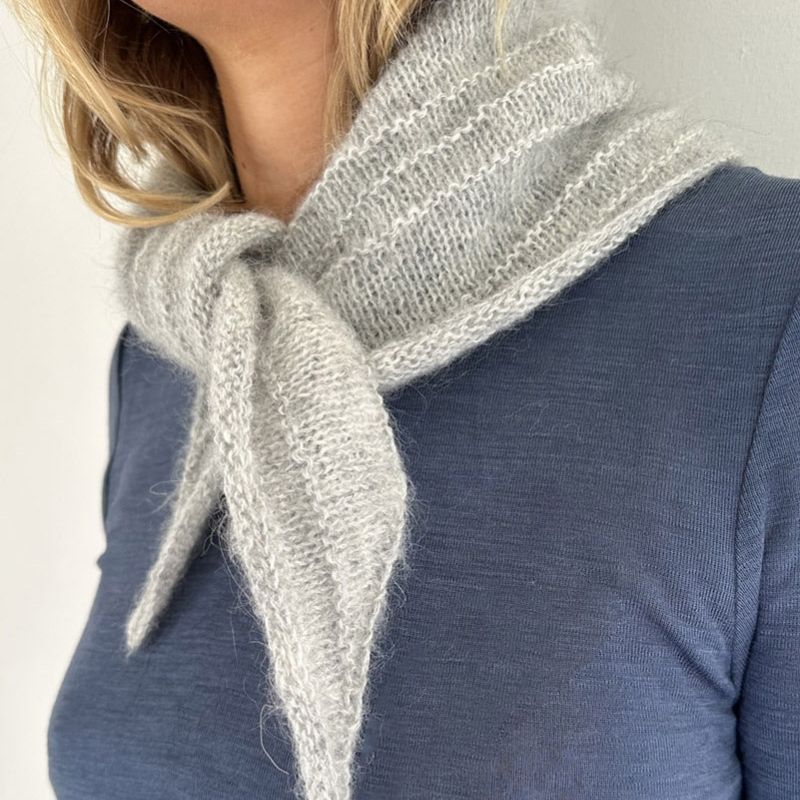 Strikkekit Scala Scarf fra Le Knit i Tynd Silk Mohair &amp; Alpakka Følgetråd