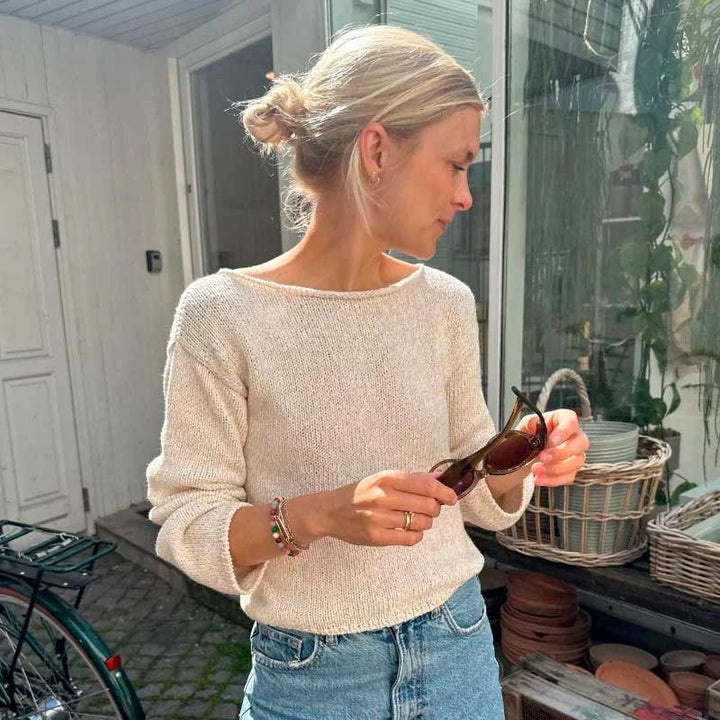 Strikkekit Sevilla blouse fra PetiteKnit i Line og Tynd Line garn