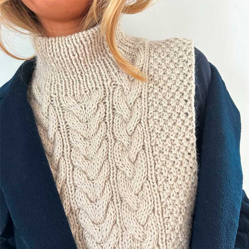 Strikkekit Siri Neck fra Le Knit i Poppy garn - KreStoffer