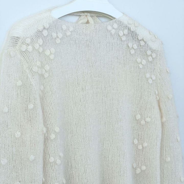 Strikkekit Snowberry Sweater i Tynd Silk Mohair fra Sandnes