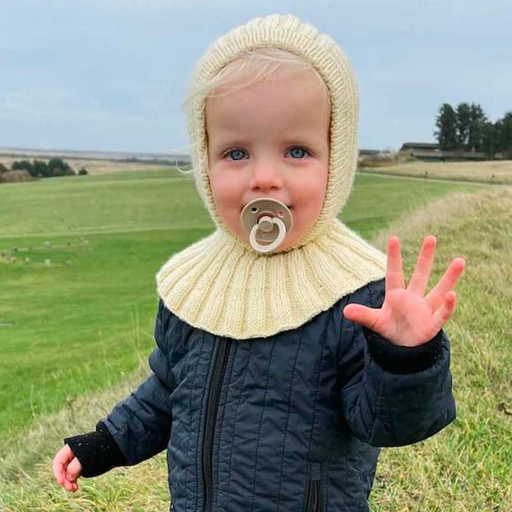 Strikkekit Sunday Balaclava fra PetiteKnit i Double Sunday garn