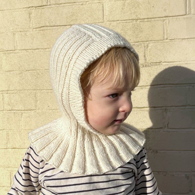 Strikkekit Sunday Balaclava fra PetiteKnit i Double Sunday garn