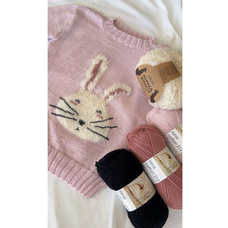 Strikket børnebluse med Kanin i Lana Cotton 212 og Alpaca Boucle garn