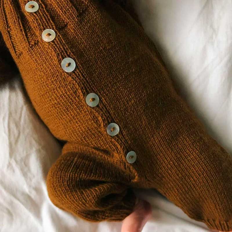 Strikkekit Sunday suit fra PetiteKnit i Sunday Garn