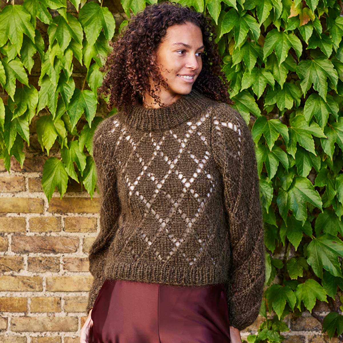 Bella Chunky Sweater med rombemønster 8932123 fra Permin