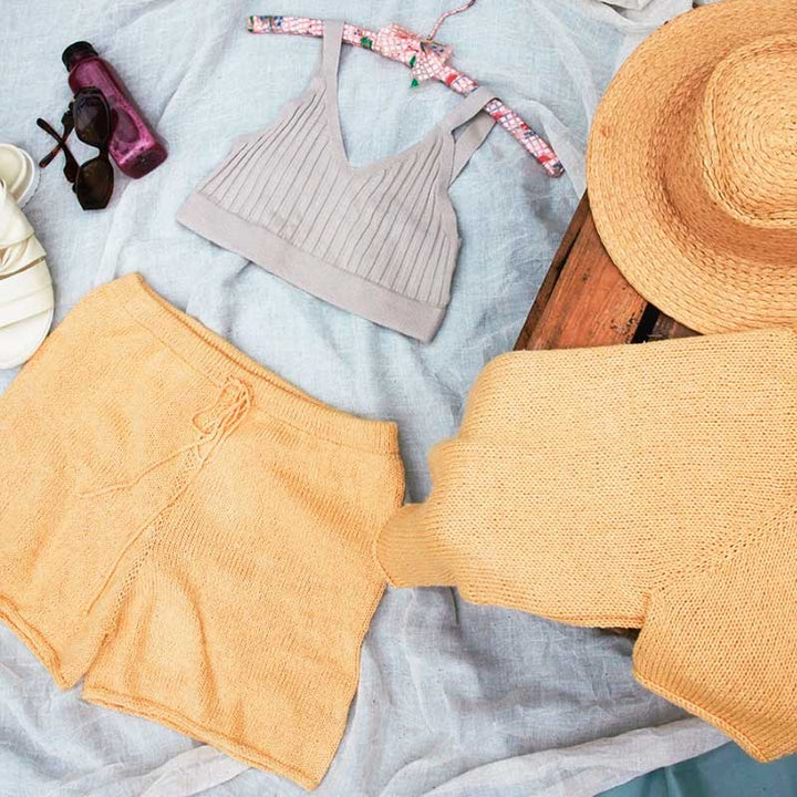 Strikkekit Tirils sommershorts i Line fra Sandnes Garn