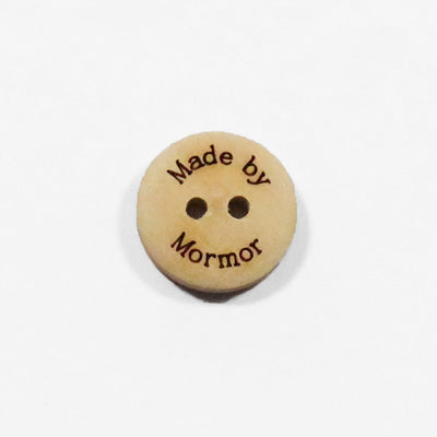 Træknap "Made by Mormor" 18 mm - KreStoffer
