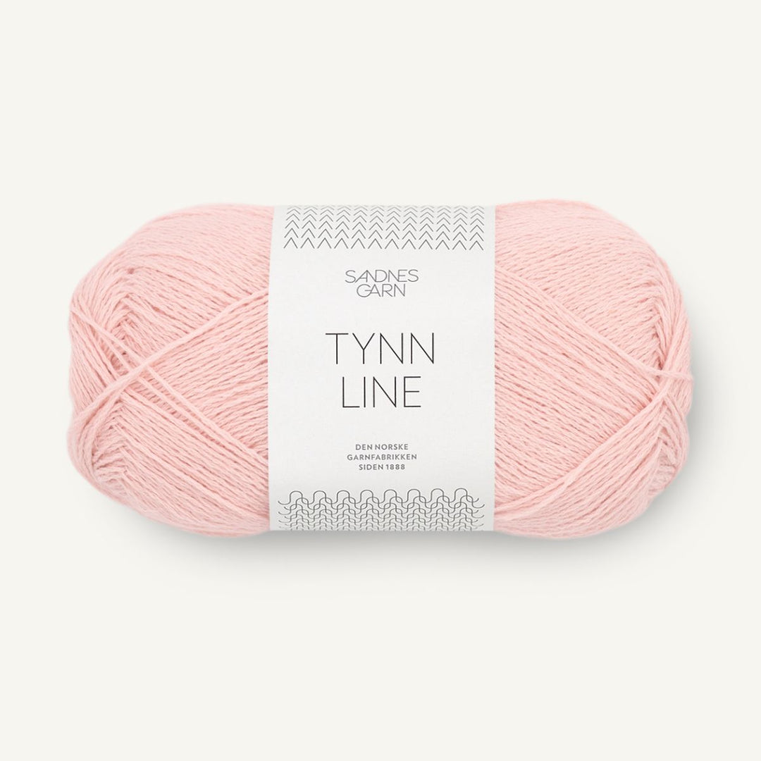 Tynd Line garn fra Sandnes Garn Lys ferskenblomst
