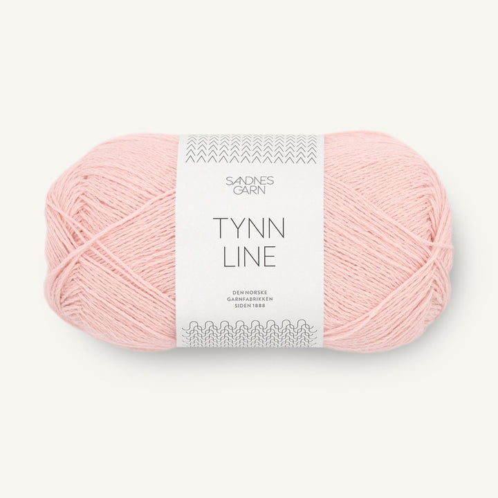 Tynd Line garn fra Sandnes Garn Lys ferskenblomst