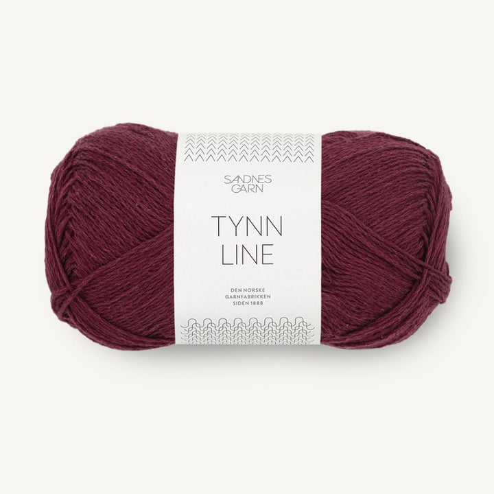 Tynd Line garn fra Sandnes Garn Dyb burgunder