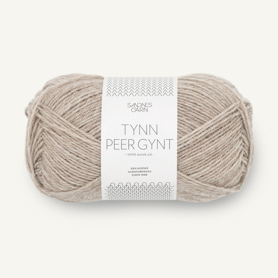 Tynd Peer Gynt garn fra Sandnes Garn Gråbeige meleret