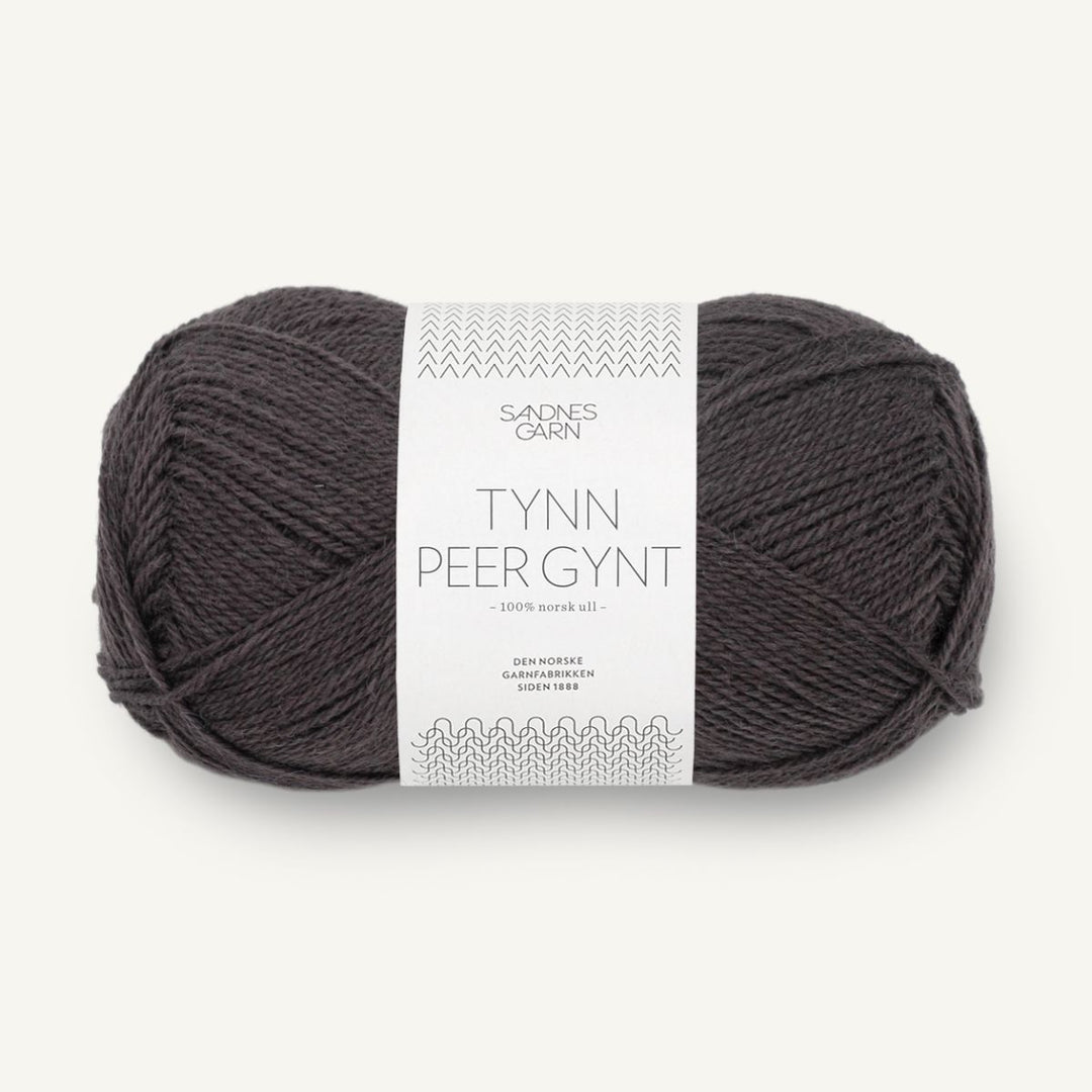 Tynd Peer Gynt garn fra Sandnes Garn Bristol black