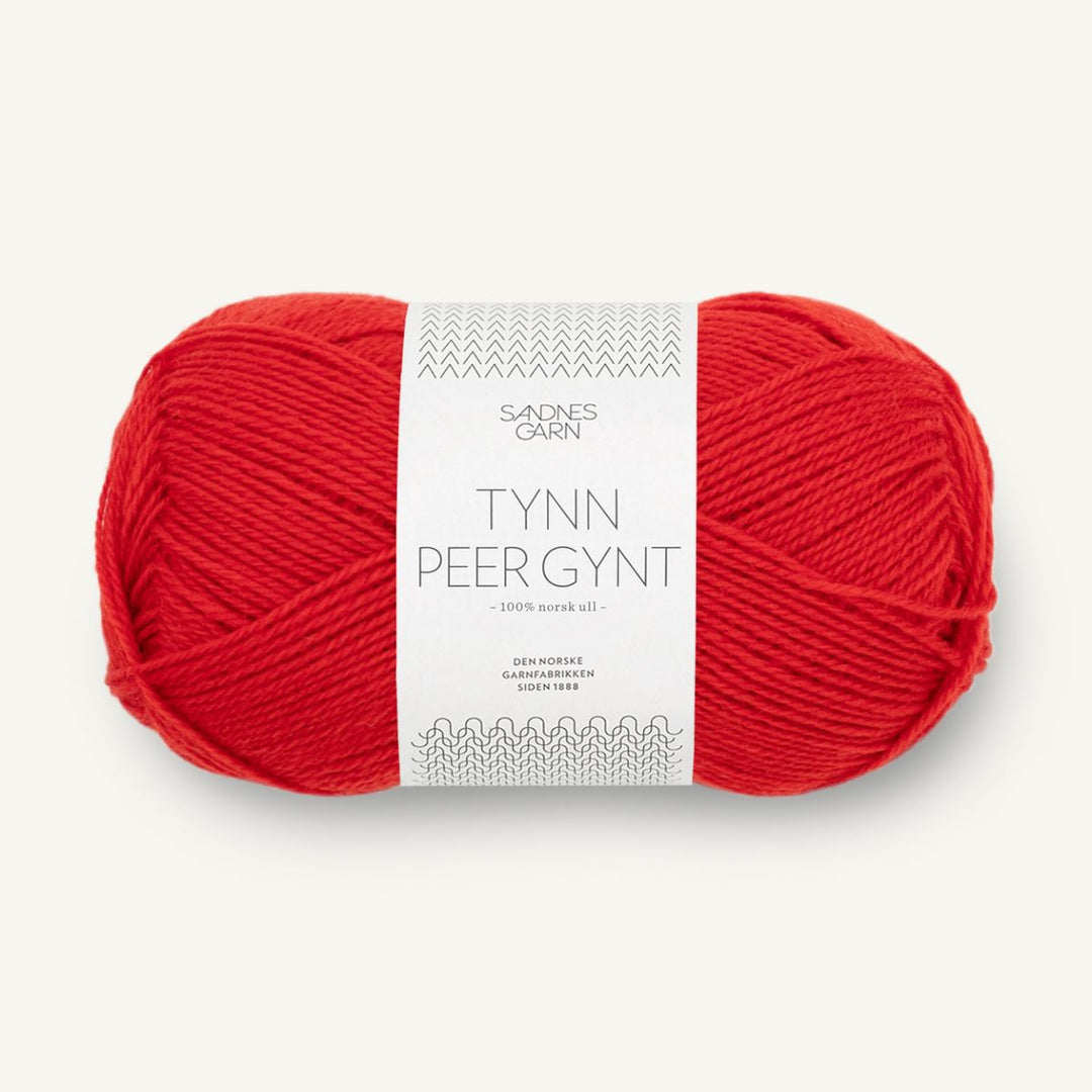 Tynd Peer Gynt garn fra Sandnes Garn Scarlet red