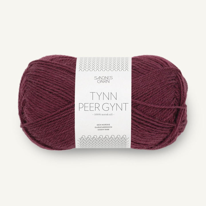 Tynd Peer Gynt garn fra Sandnes Garn Dyb burgunder