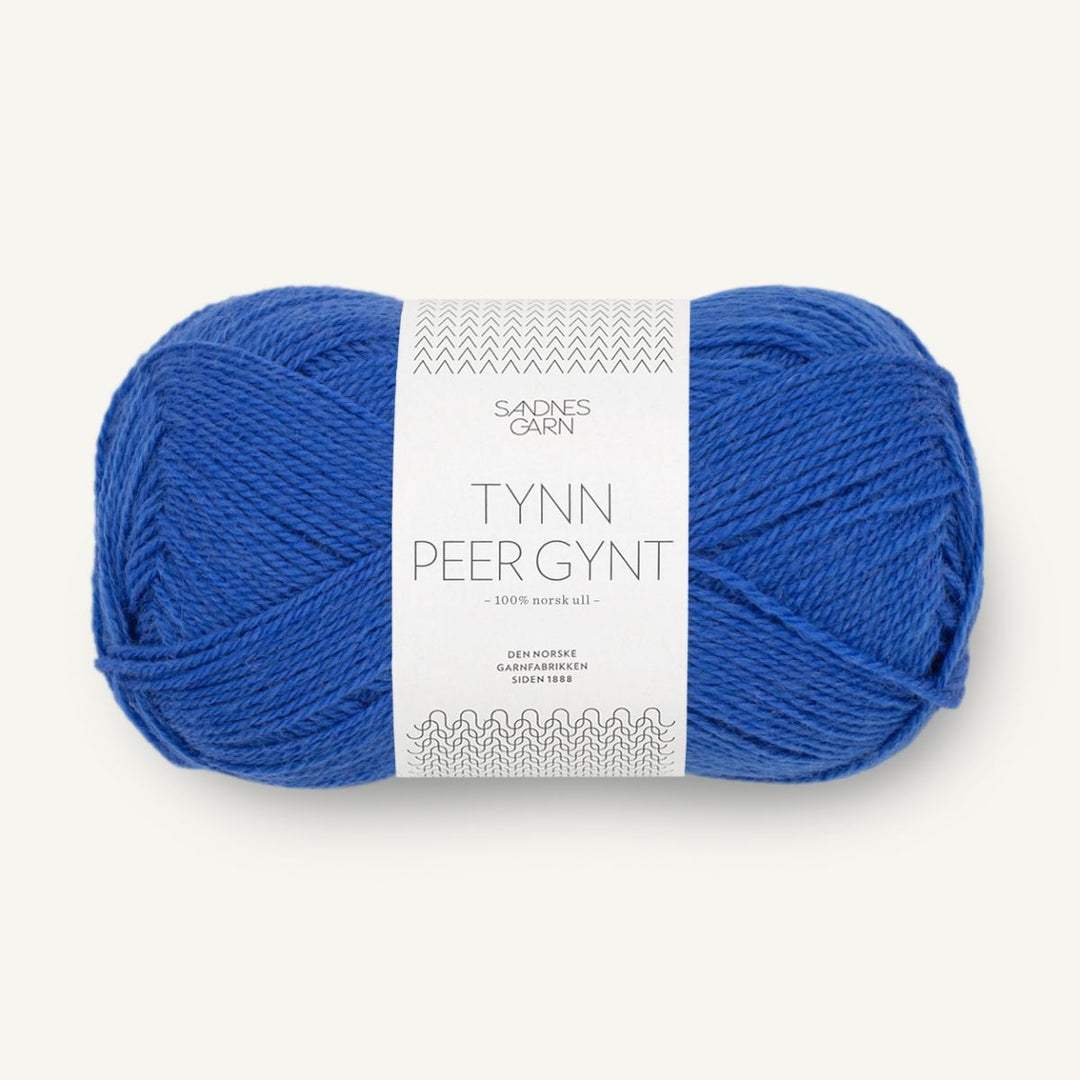 Tynd Peer Gynt garn fra Sandnes Garn Dazzling blue