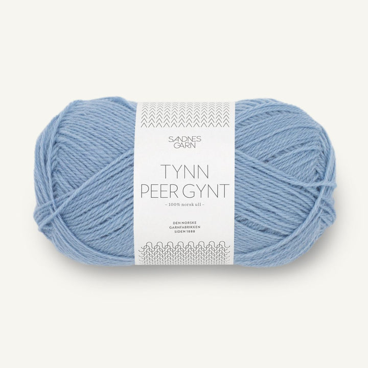 Tynd Peer Gynt garn fra Sandnes Garn Lys hortensia