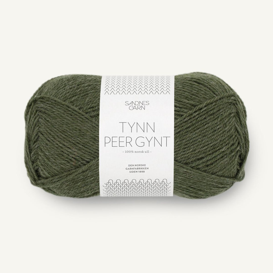 Tynd Peer Gynt garn fra Sandnes Garn Mørk grøn meleret
