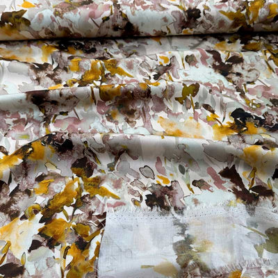 Fast viscose med malede blomster i rosa/gul