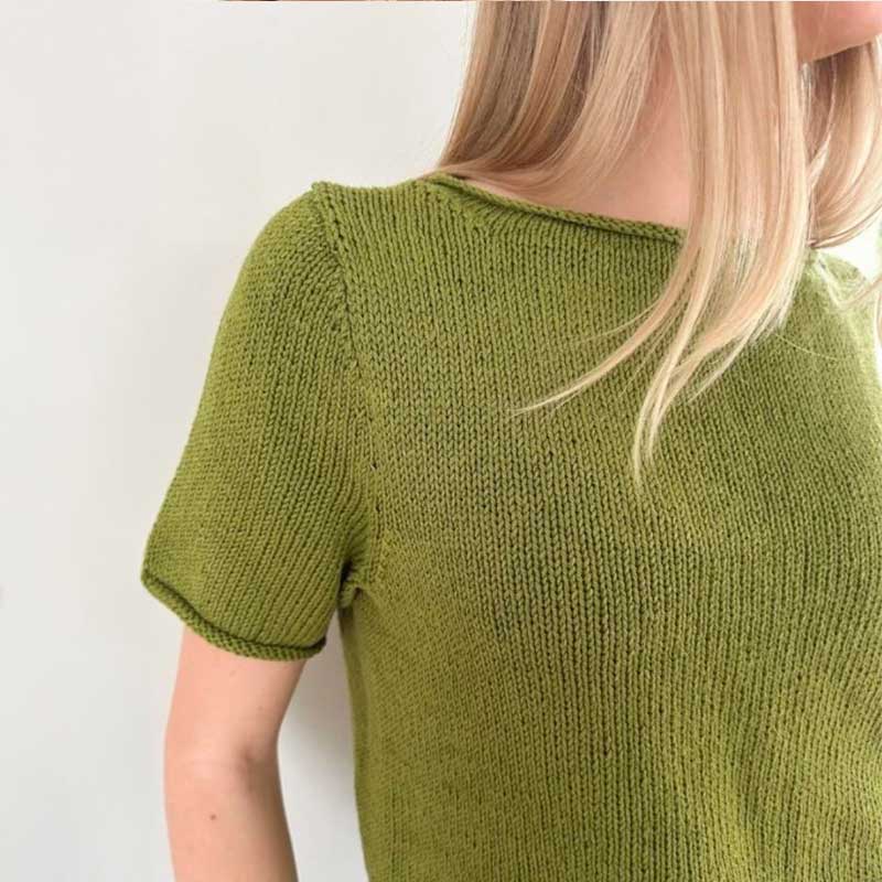 Strikkekit Vega Tee oppefra fra Le Knit i Line garn