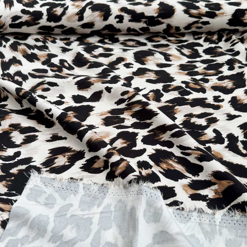 Fast viscose med abstrakt leopard print