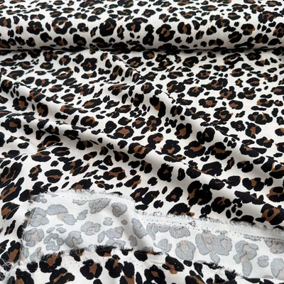 Fast viscose med lille leopard mønster