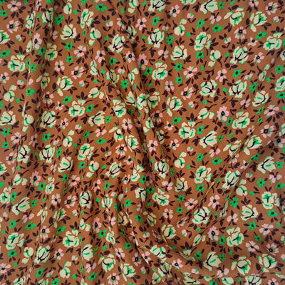 Fast viscose med små blomster i gul og rosa