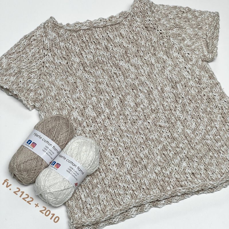 Strikkekit Wave Tee fra PetiteKnit i Hjerte Cotton Flamé