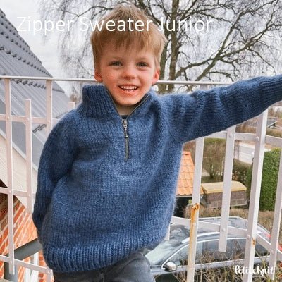 Zipper Sweater Junior fra PetiteKnit (Opskrift i fysisk papirudgave) - KreStoffer