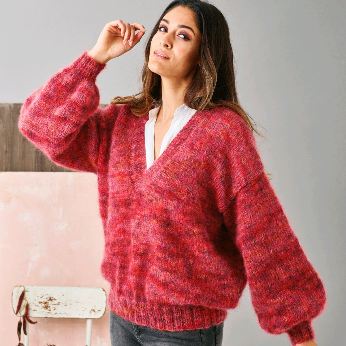 Bella Color oversized sweater med dyb V-hals