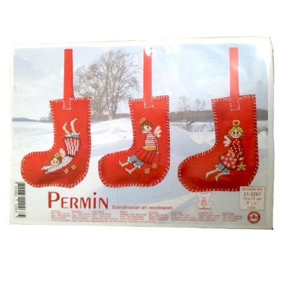 Broderi 3 røde julesokker 21-2267 - KreStoffer