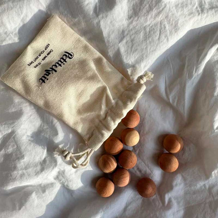 Care Kit fra PetiteKnit