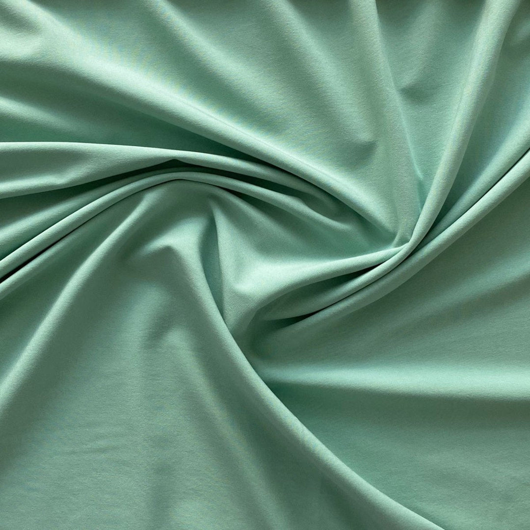 Ensfarvet fast viscose med lidt stræk mint