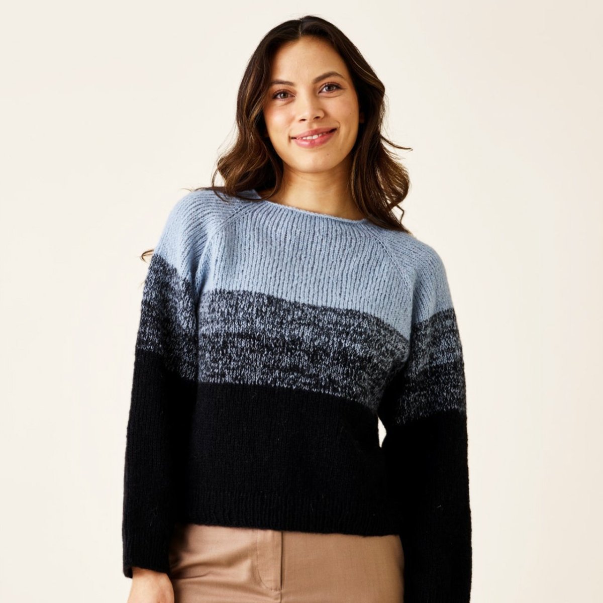 Hannah Gradient raglanbluse fra Permin