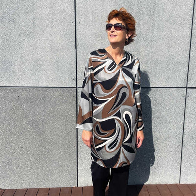Line2Line K2272 Kaftan med krave og slidser - KreStoffer