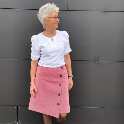 Line2Line N331 Asymmetrisk nederdel med knapper - KreStoffer