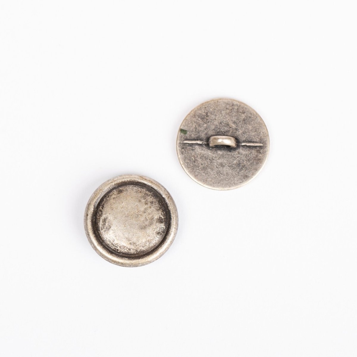 Metalknap fra Drops Loop silver 20 mm