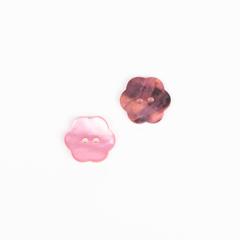 Perlemorsknap fra Drops, Flower pink 15mm - KreStoffer