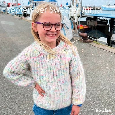 September Sweater Junior fra PetiteKnit (Opskrift i fysisk papirudgave) - KreStoffer